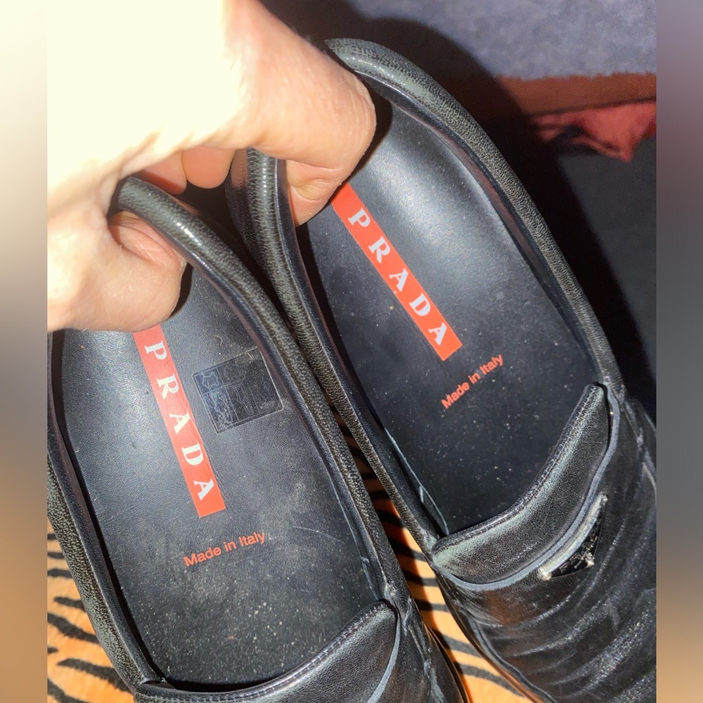 Y2k vintage PRADA linea rossa Black Leather Penny Loafers with metal logo - Picture 2 of 10